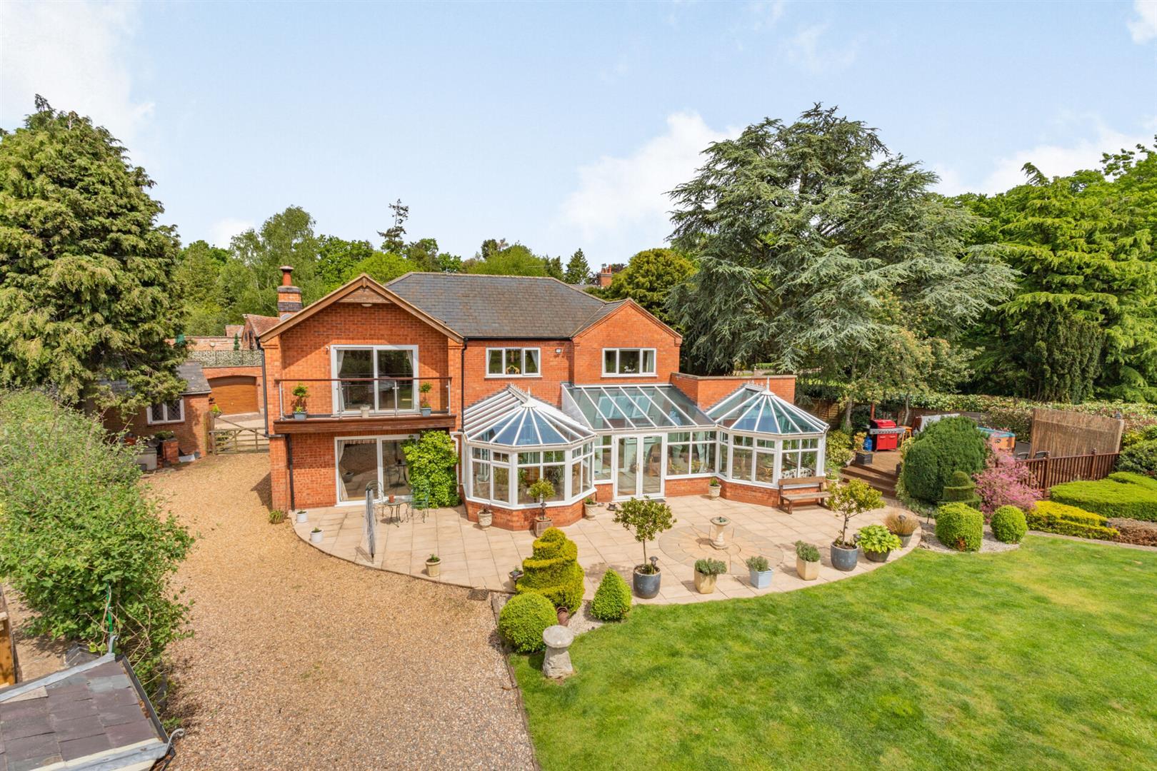 Equestrian for sale with 7 bedrooms, Ashlawn Road, Rugby Offers Over £1,750,000