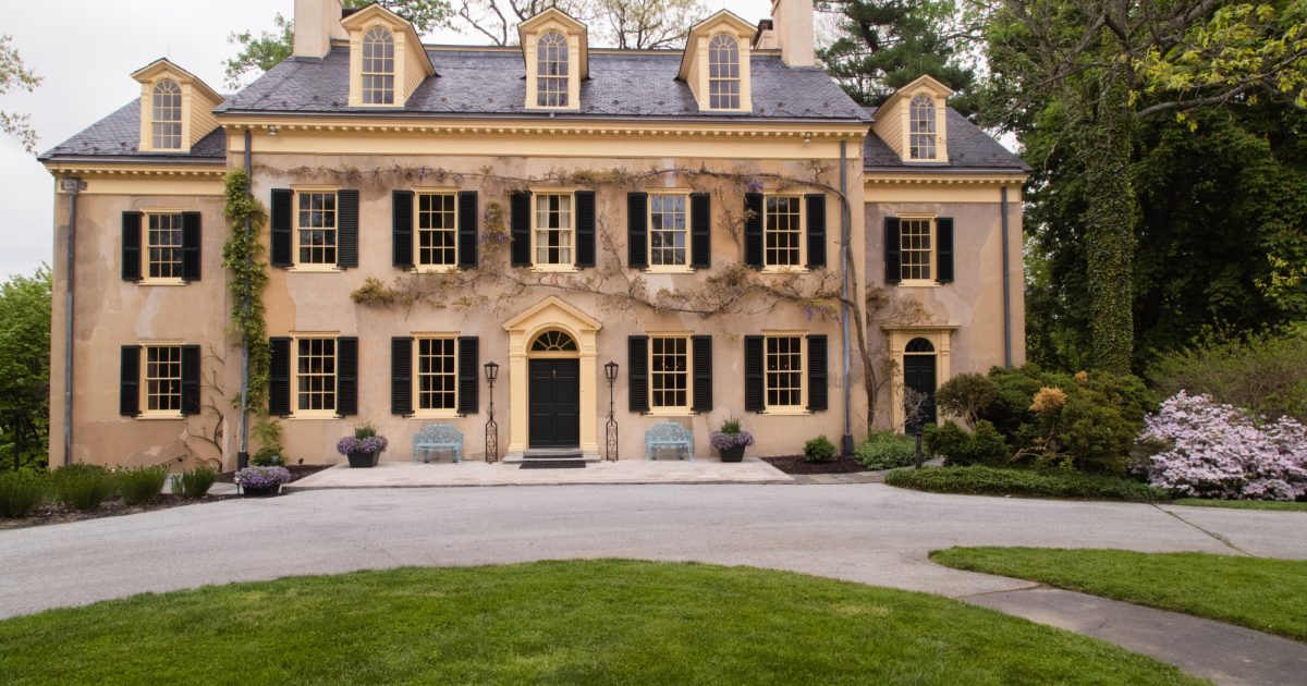 Nonqualified Fine & Country