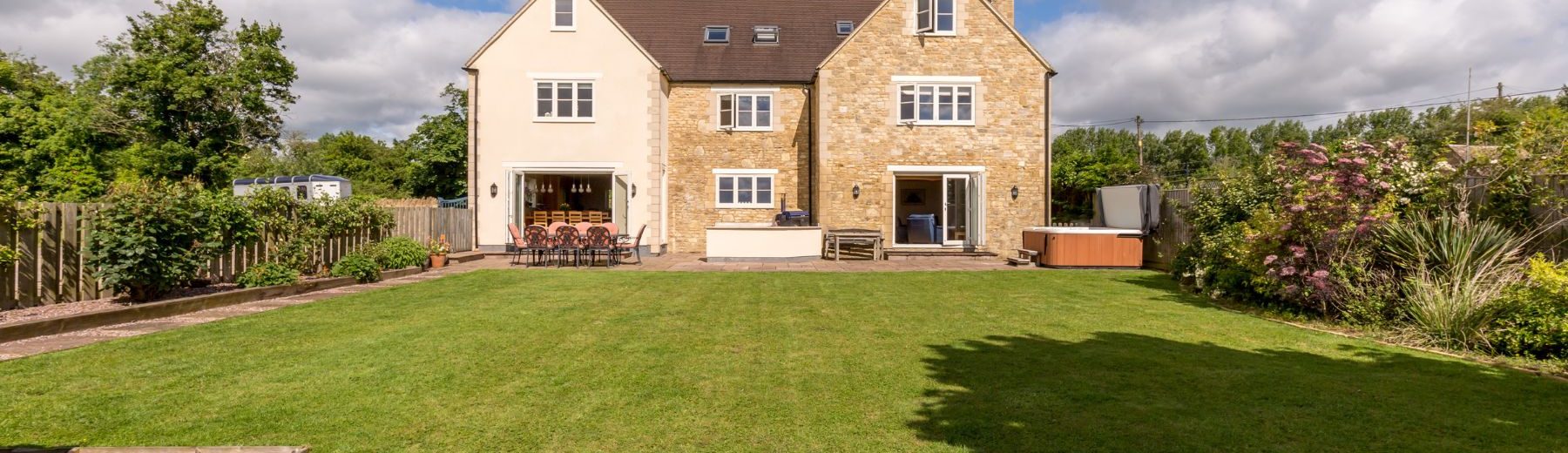 Estate Agents in Cotswolds Fine & Country