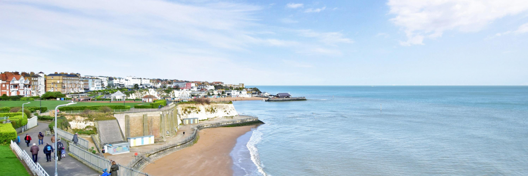 901dxp0a views to front for 40 charleston court 61 west cliff road