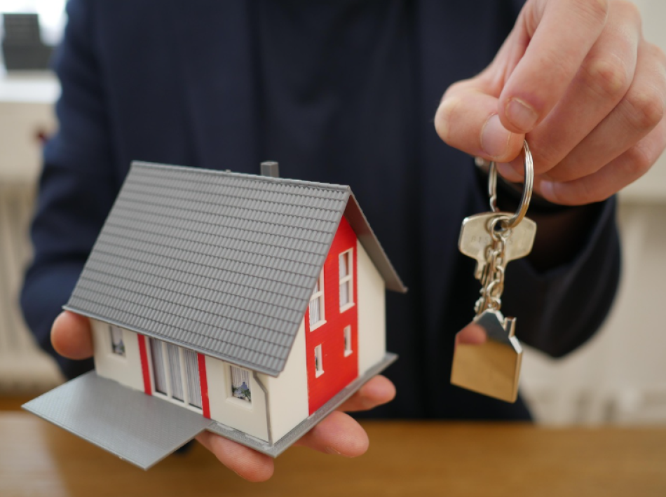 Buying homes during downturns: key strategies