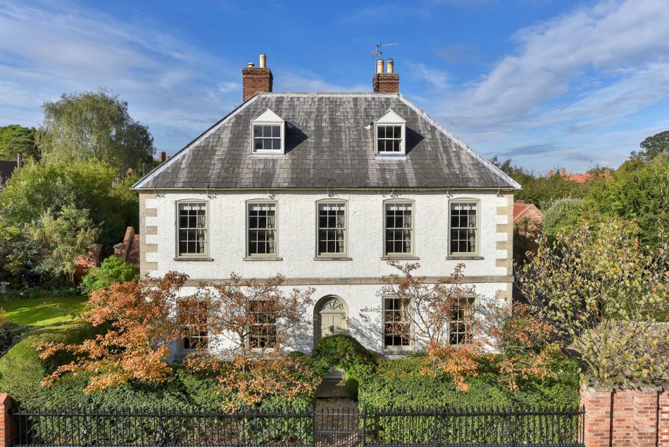 Top 15 hottest property apps