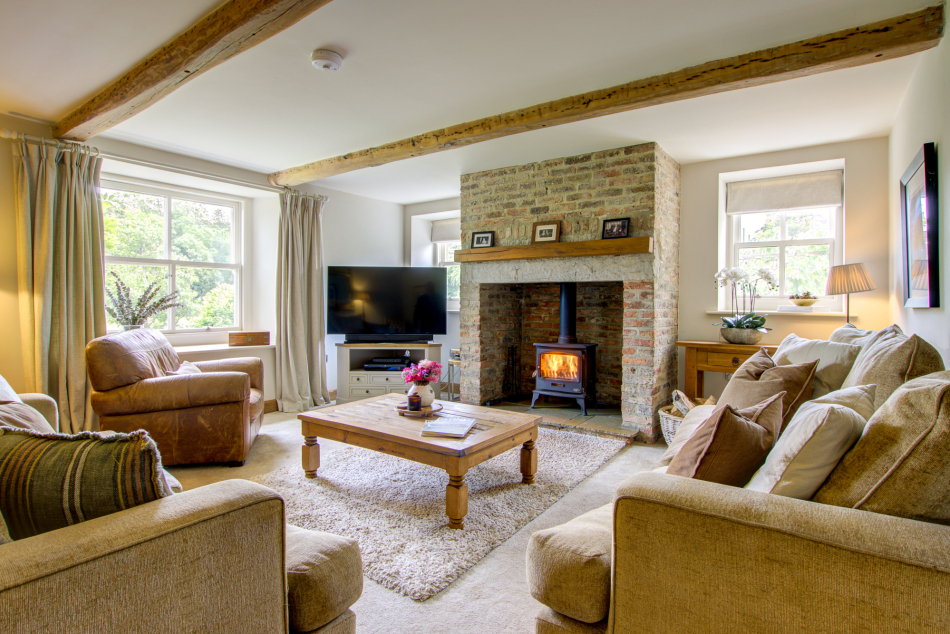 How to prepare your home for winter viewings: a warm welcome for potential buyers