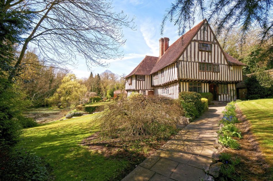 Top 30 tips to survive a property renovation