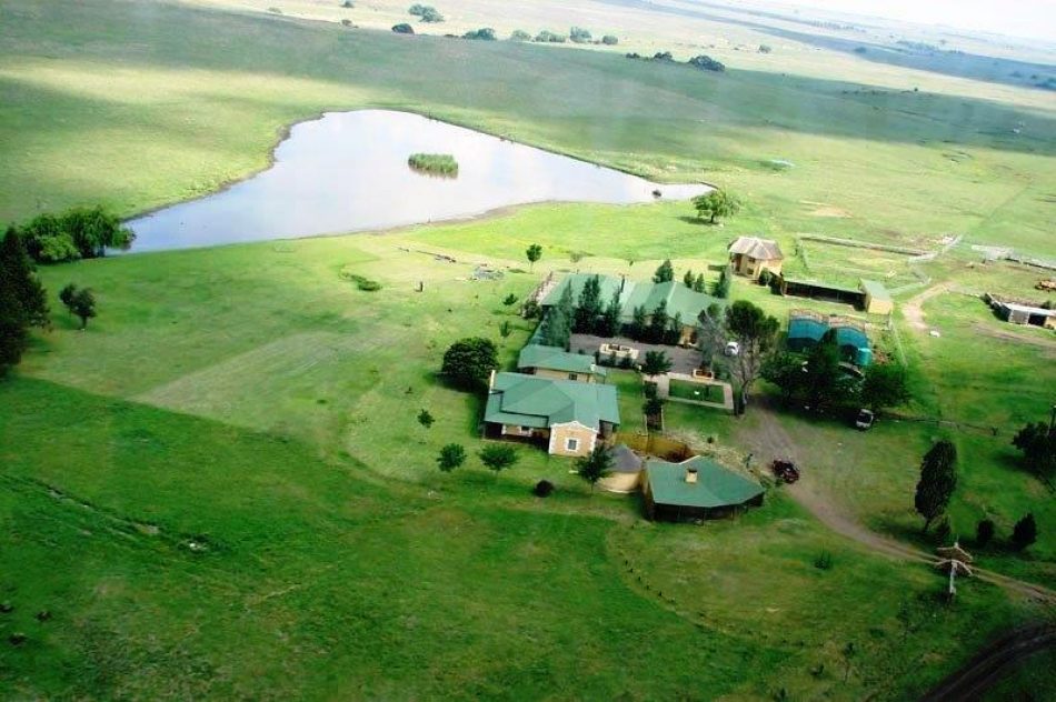 The advantage of land