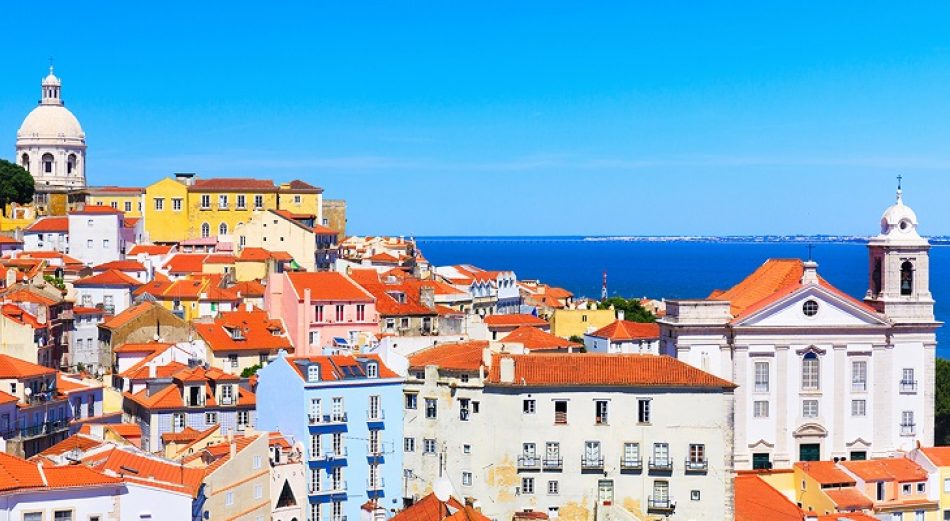 A guide to Lisbon and Cascais: what to see, do, and where to buy