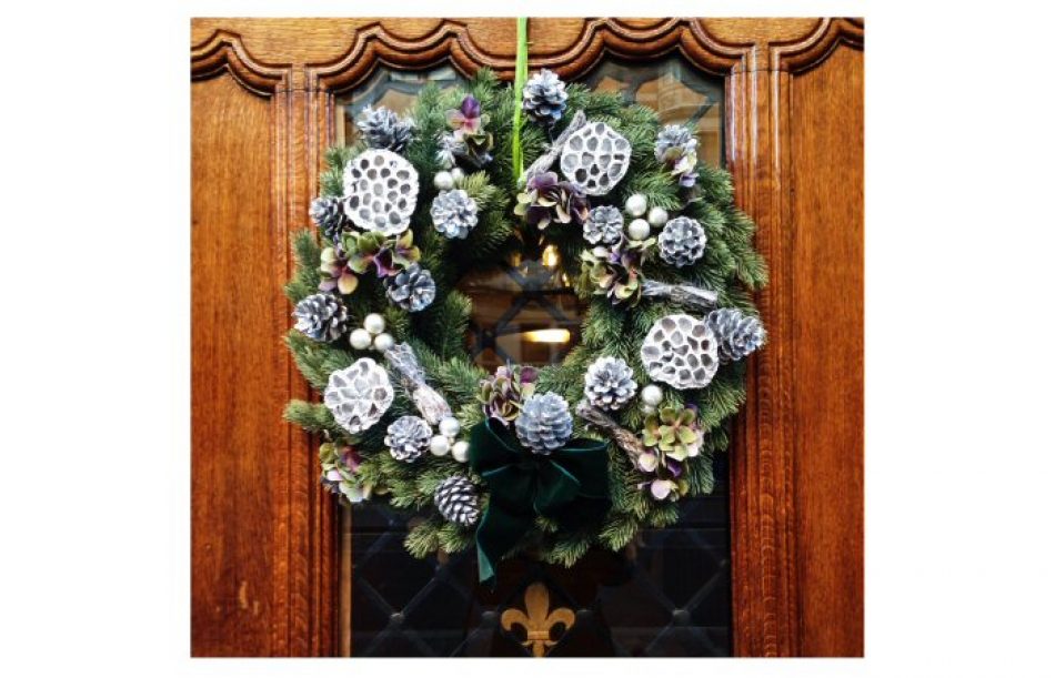 How to Make Your Home Smell Like Christmas