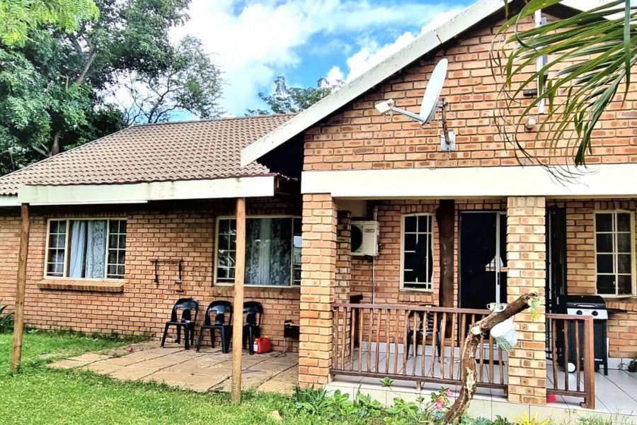 House for sale with 3 bedrooms, Hectorspruit, Hectorspruit Fine & Country