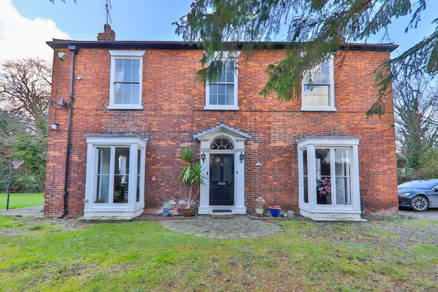 House for sale with 5 bedrooms, Northgate, Cottingham Fine & Country
