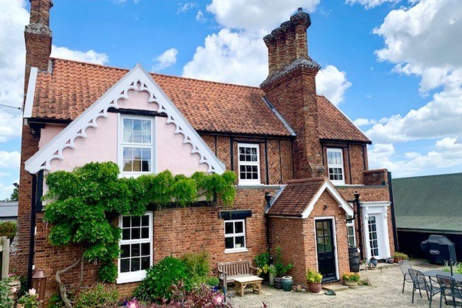 Detached House for sale with 4 bedrooms, Woodbridge, Suffolk Fine