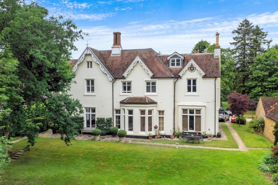 Apartment for sale with 3 bedrooms, Watton House, Watton At Stone