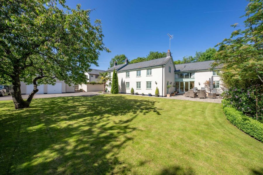 Detached House for sale with 5 bedrooms, Usk Road, Caerleon Fine