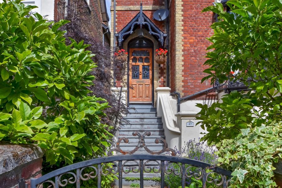 Detached House for sale with 4 bedrooms, Southsea, Hampshire Fine