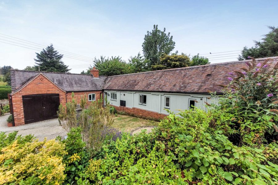 Barn Conversion for sale with 3 bedrooms, Manor Lane, Bredons Norton