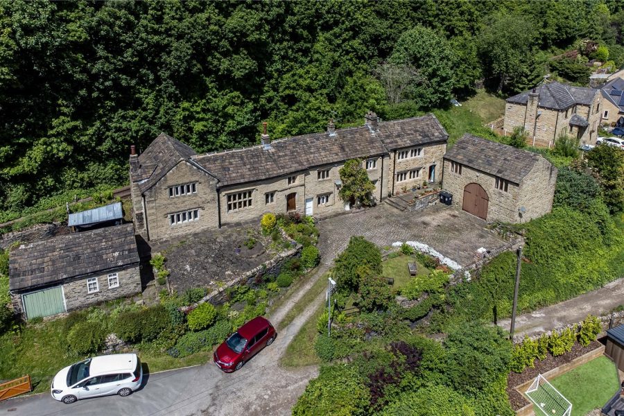 House for sale with 6 bedrooms, Bankhouse Lane, Halifax Fine & Country