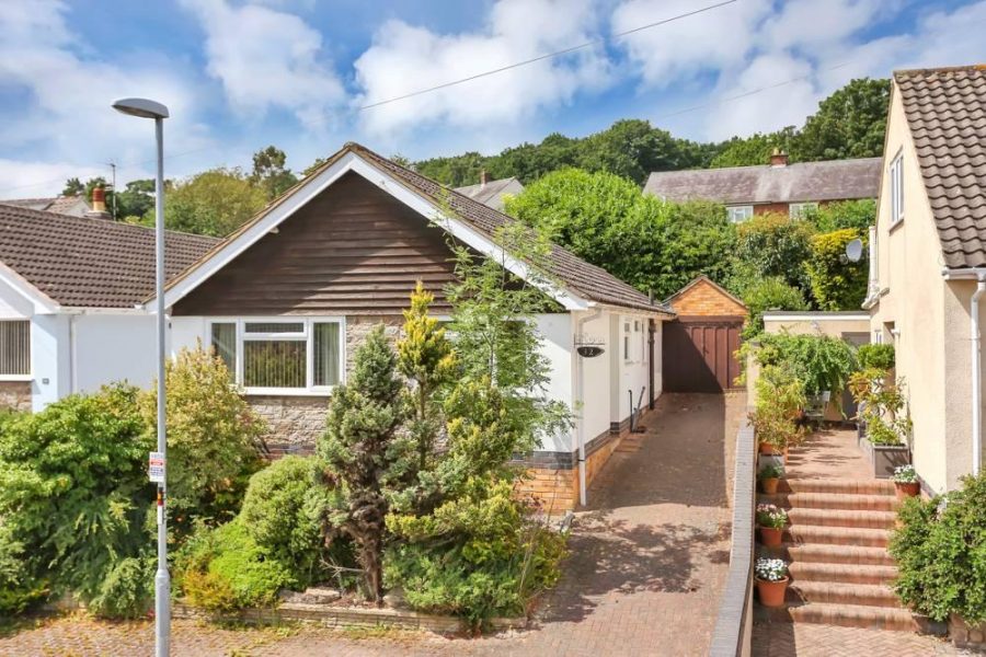 Bungalow for sale with 2 bedrooms, 32 Windmill Rise, Woodhouse Eaves