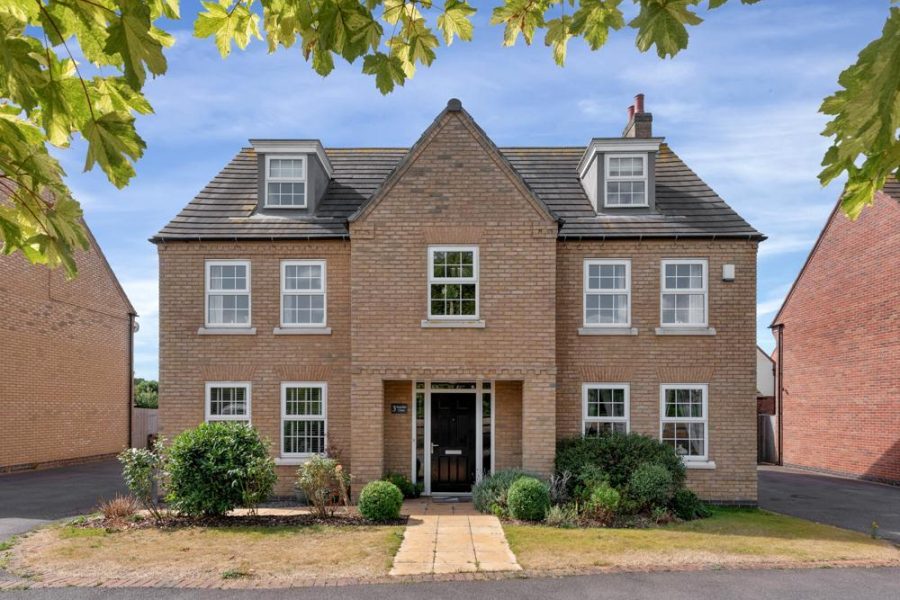 House for sale with 5 bedrooms, Rambler Close, Rearsby Fine & Country