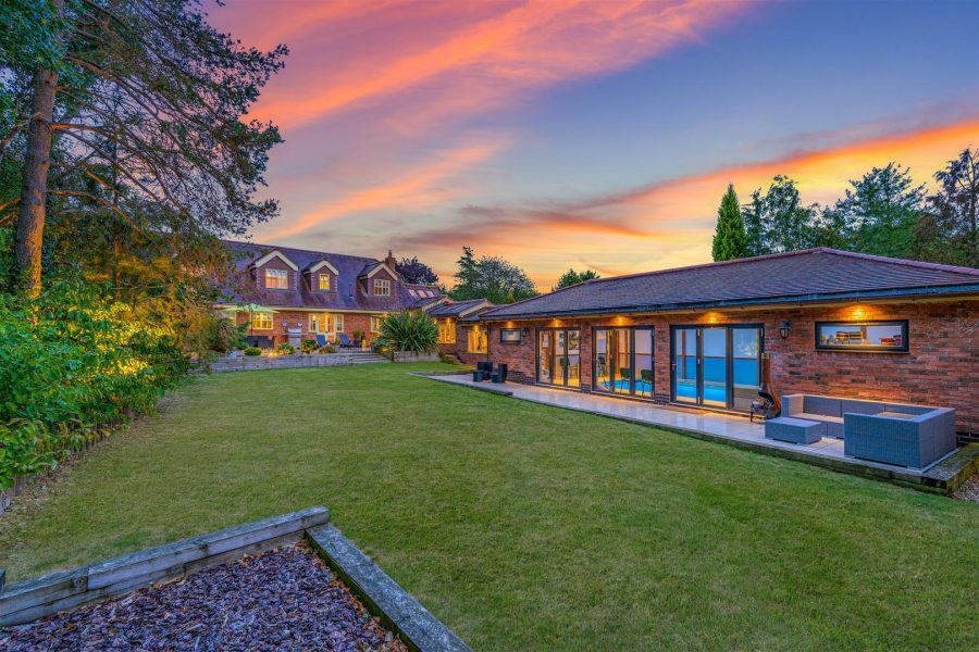 Detached House for sale with 5 bedrooms, Station Road, Broughton Astley