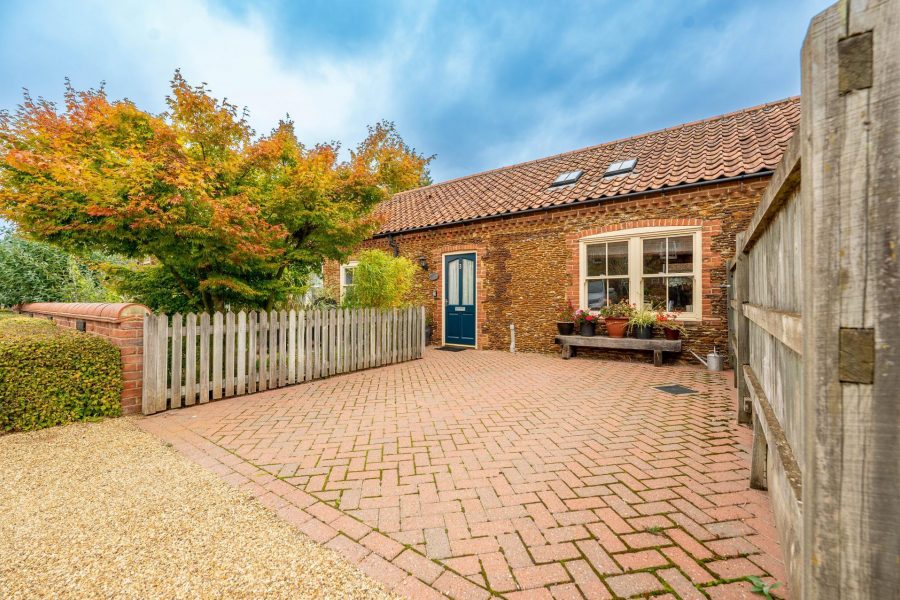 Cottage for sale with 1 bedroom, Jannoch's Court, Dersingham Fine & Country