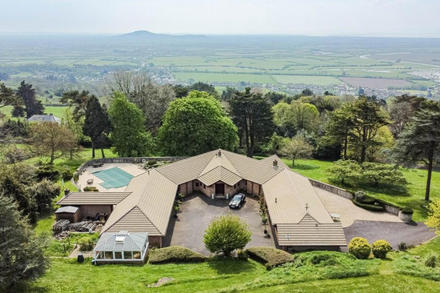 Detached Bungalow for sale with 5 bedrooms, Bleadon, WestonsuperMare