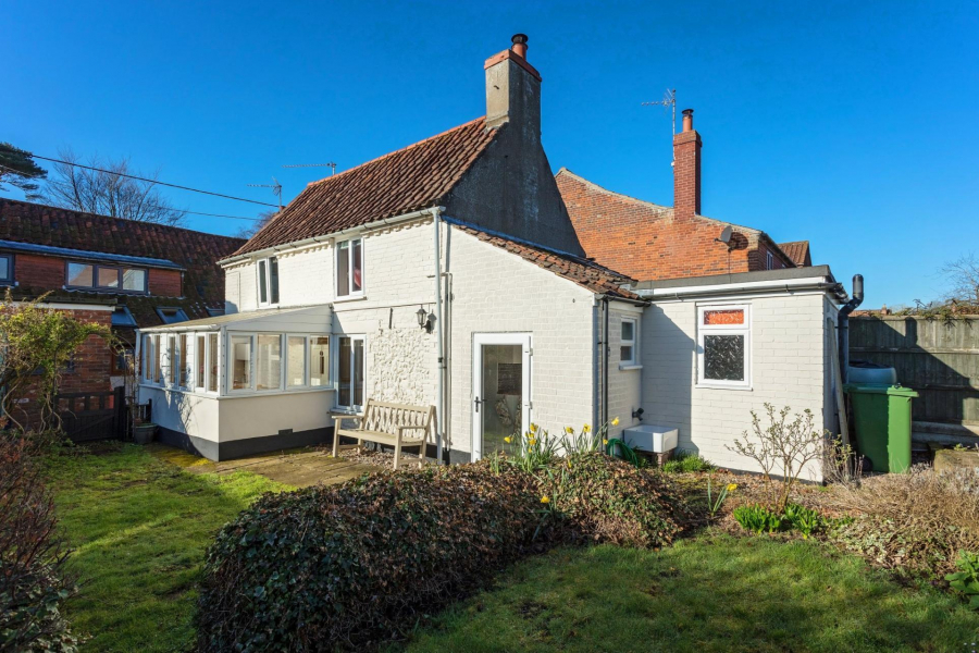 Cottage for sale with 2 bedrooms, West Rudham Fine & Country