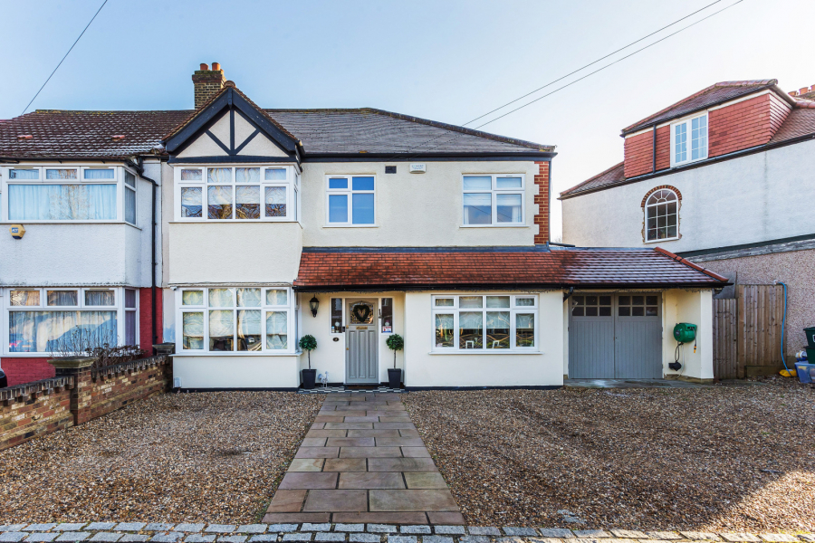 End of Terrace House for sale with 3 bedrooms, Matlock Crescent, Cheam