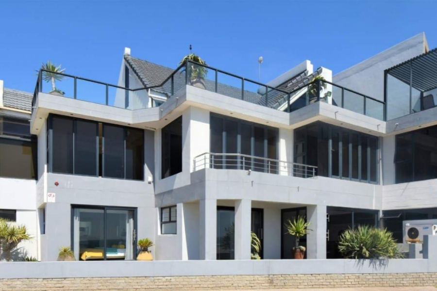 House for sale with 7 bedrooms, Langstrand, Walvis Bay Fine & Country