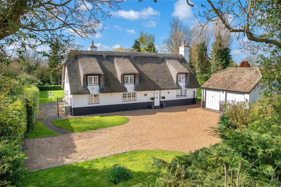 Detached House for sale with 4 bedrooms, South Street, Woodhurst Fine