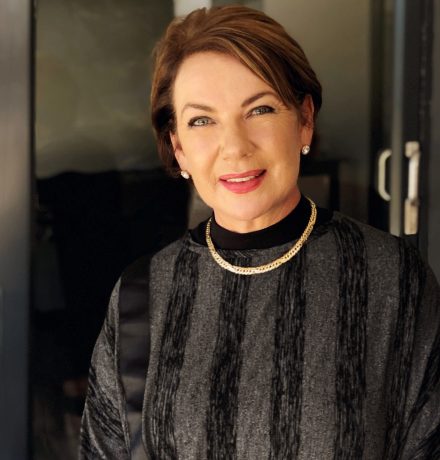 Karin Schwim